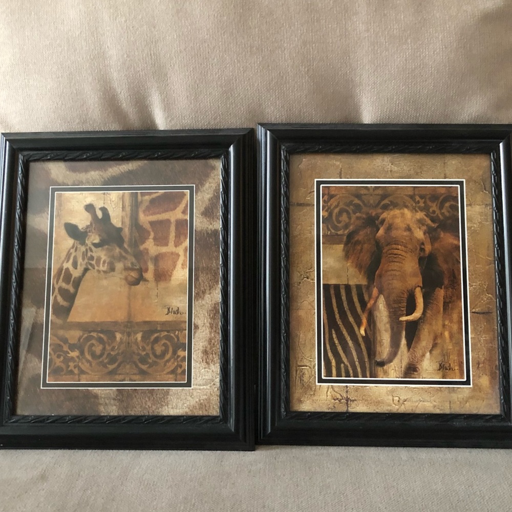 Giraffe & Elephant Wall Art